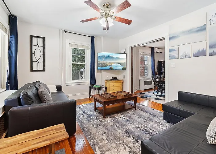 Main Line Manor 3Br With King Beds & Patio & Backyard